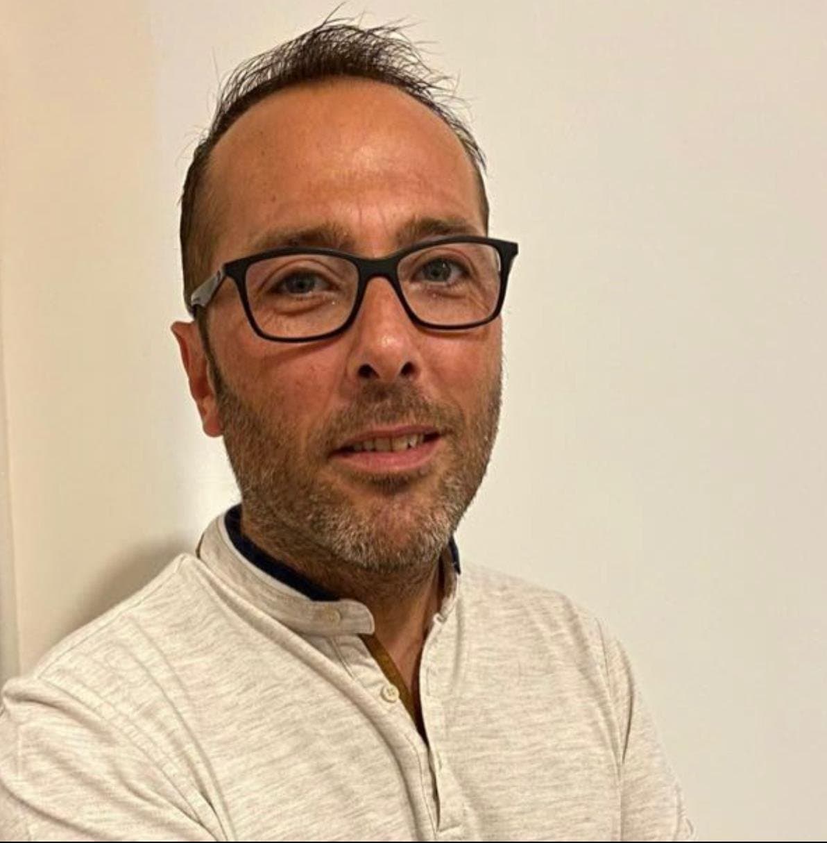 Antonio Martí Jover — Agente Comercial en La Avenida Inmobiliaria Massanassa